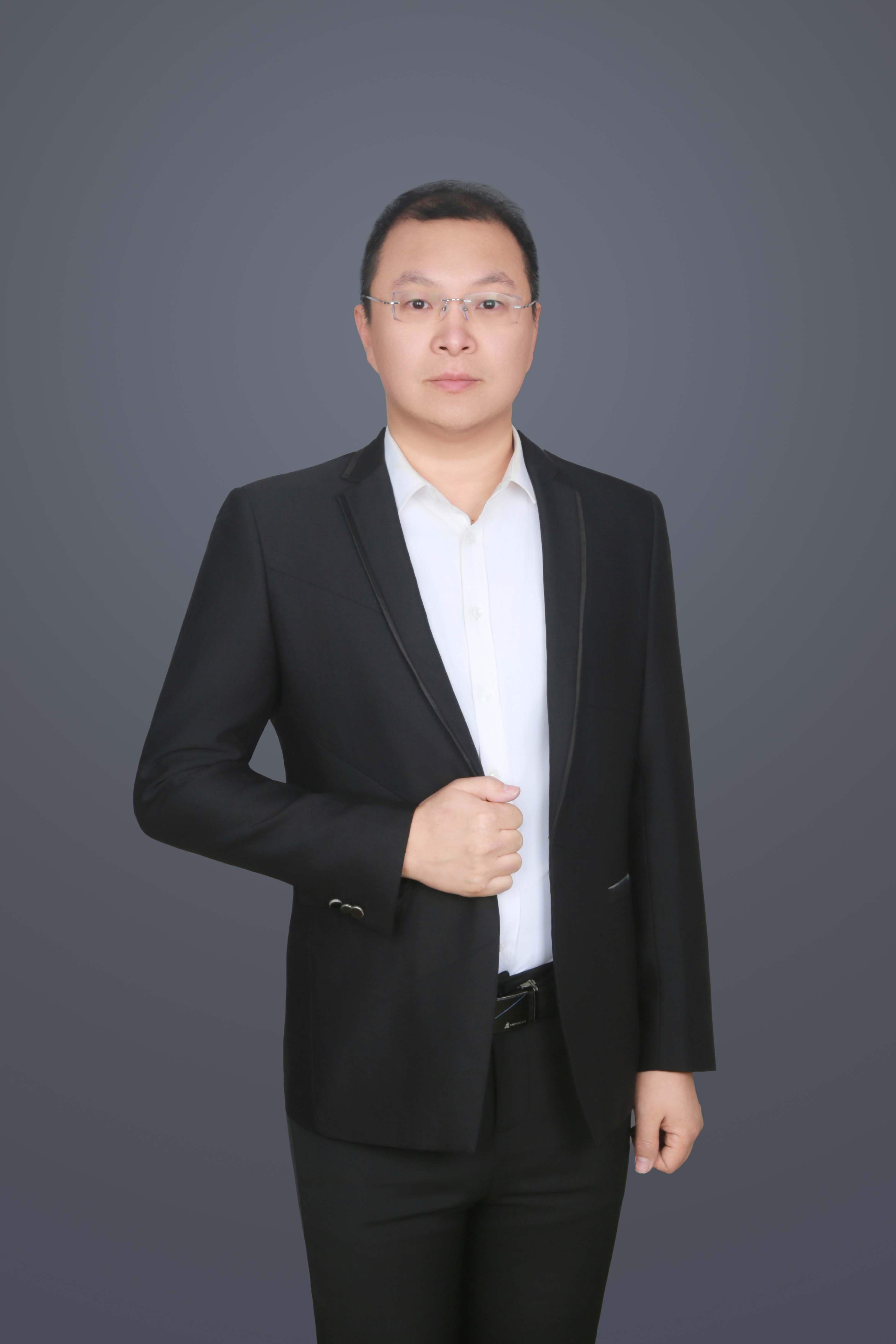 梁晶优秀设计师